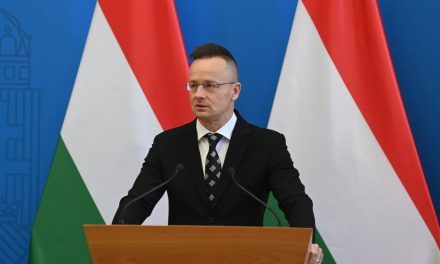 Szijjártó: Preşedinţia UE asigurată de Ungaria va fi cea mai favorabilă extinderii din toată istoria Uniunii