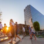 Ce joburi caută tinerii de 18-24 de ani? Aplicările au crescut cu aproape 30%