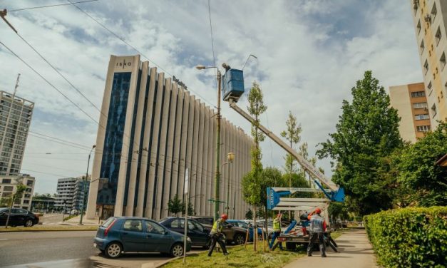 Primăria Timișoara a început modernizarea iluminatului public pe 64 de străzi