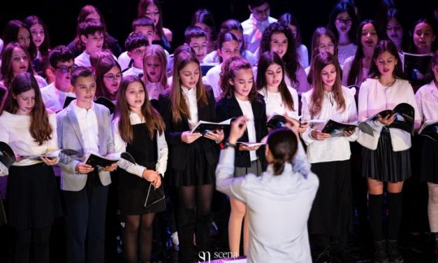 Proiectul Musical Crossroads 2025 începe cu un concert coral și instrumental susținut de elevii Liceului Teoretic “Nikolaus Lenau”