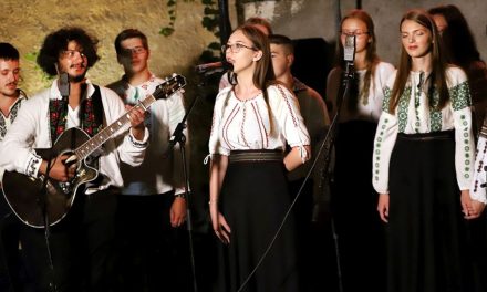 ORA de COR revine la liceu! Programul Național Cantus Mundi contribuie la consolidarea educației prin artă în învățământul liceal