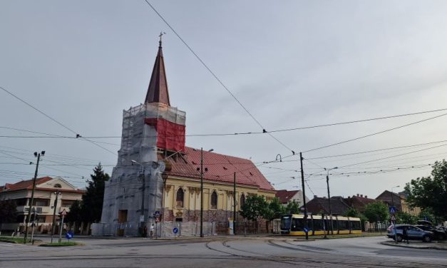 Se apropie binecuvântarea lucrărilor de renovare a bisericii parohiale din Iosefin
