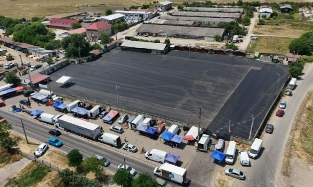 Intervenție în forță: Primăria Timișoara modernizează „Piața Mică” de producători din Mehala