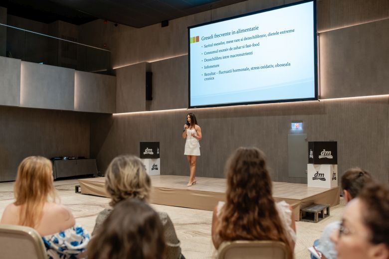 Conferințele sănătății feminine cu dm: Timișoara îmbrățișează educația nutrițională