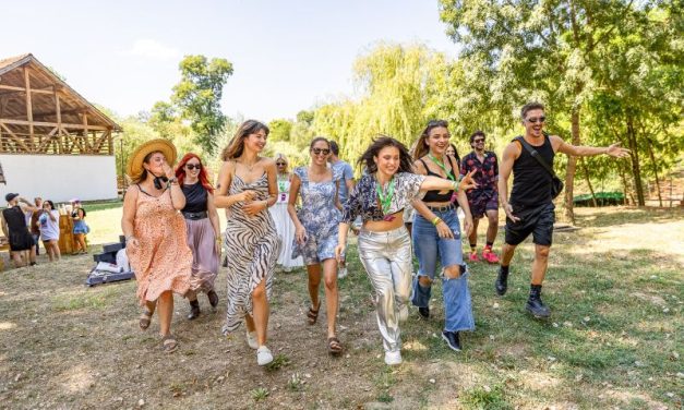 CODRU Festival lansează programul CODRU Community Ambassadors, o invitație către comunități să se alăture celui mai verde festival din vestul țării