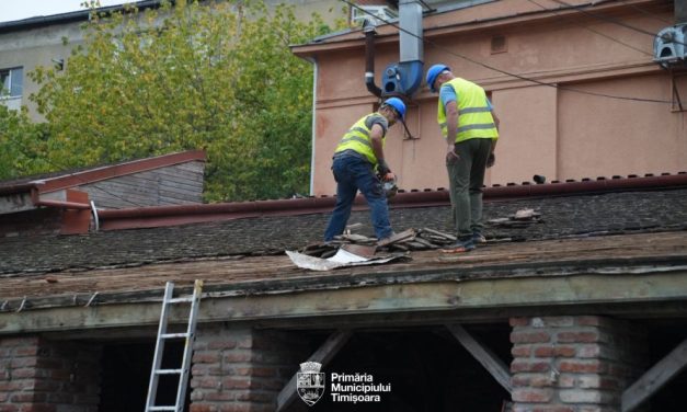 Două terase ilegale din Complexul Studențesc, desființate de Primăria Timișoara
