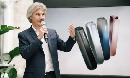 JTI lansează Ploom AURA în România