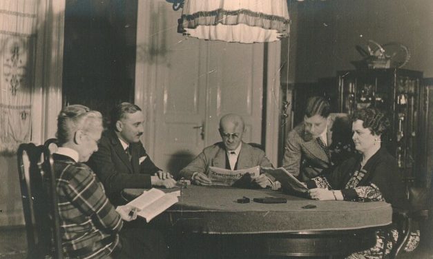 Expoziție în Bastionul Maria Theresia: Albume de familie. Burghezia din Banat în perioada modernă. 1800-1947