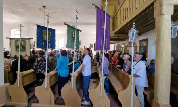Exerciții spirituale pentru preoți – Episcopia Romano-Catolică de Timișoara organizează în timpul anului mai multe exerciții spirituale pentru preoți