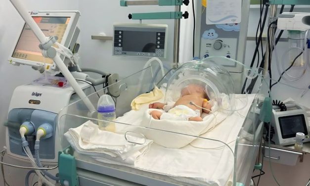 Salvați Copiii: România are o rată a mortalității infantile mult peste media UE