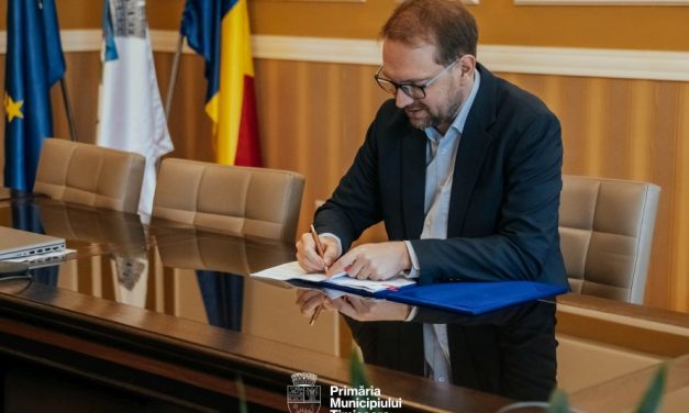 Fritz a semnat contractul! Flota de transport public a Timișoarei se modernizează cu 30 de autobuze electrice noi
