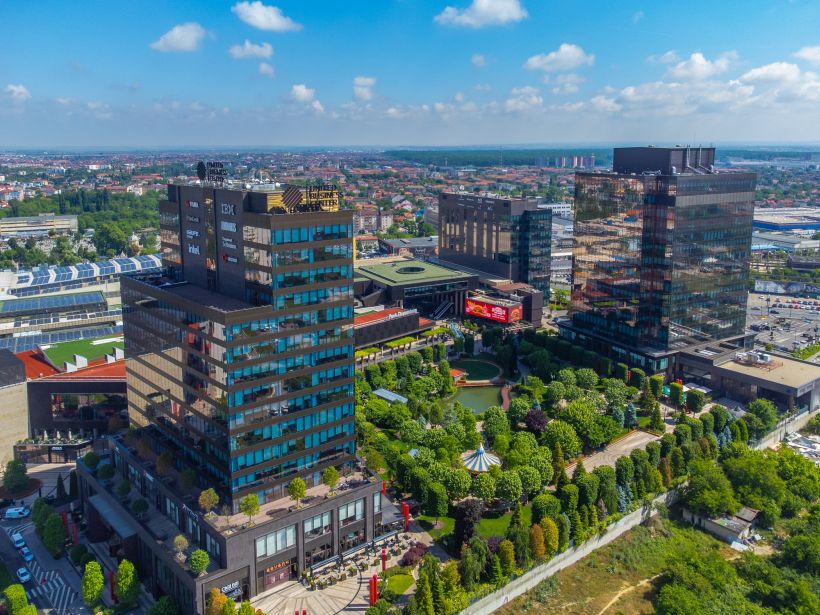 Piața muncii se mișcă rapid: mai multe joburi, mai multe aplicări, interes maxim în zona blue collar