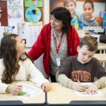 Patru ani de război în Ucraina: Salvați Copiii România derulează campania „Căldură pentru Ucraina”