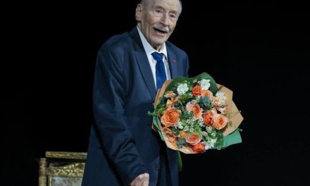 Actorul Victor Rebengiuc, laureat al Premiului Marin Constantin în cadrul Galei Madrigal 63