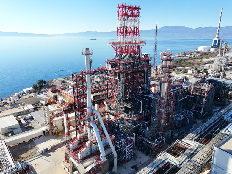 A fost inaugurată rafinăria de petrol INA, parte a MOL Group, de la Rijeka