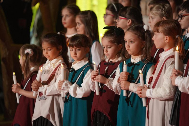 Corul Madrigal prezintă Spectacolul „Săptămâna Patimilor” la Timișoara