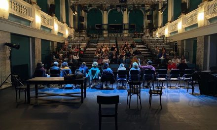 Teatrul German de Stat Timișoara lansează proiectul educațional „Teatru în dialog” dedicat elevilor și profesorilor