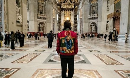 O poveste despre fragilitate și speranță la evenimentul caritabil „Angels’ Story” din Timișoara