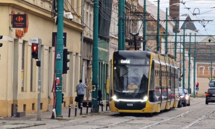 STPT: Devieri și linii suplimentare pentru transportul în comun din cauza lucrărilor din Piața Traian