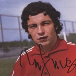 Lucescu, Nadia, Schumacher, Halep, Doroftei și JLo – în Licitația „All Stars Game” de la Artmark