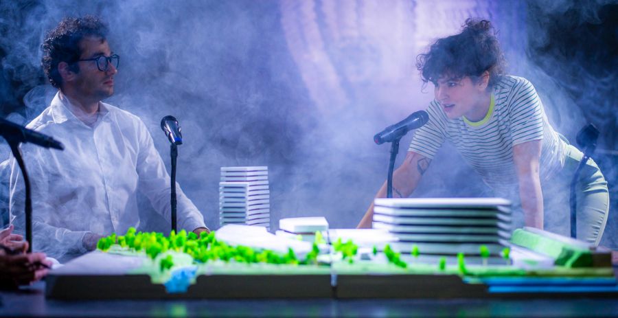 Încă patru zile de teatru curajos la Festivalul Euroregional de Teatru TESZT