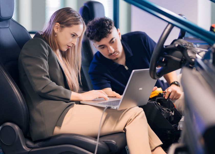 Porsche Engineering Romania: zece ani de inovație în dezvoltare de software și soluții AI