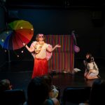 Teatrul vine direct în sala de clasă! Cum pot învăța copiii limba germană cu ajutorul noului spectacol TGST, „Lupul păcălit”