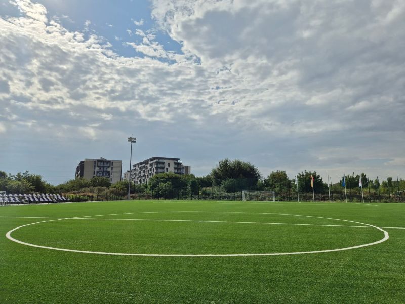 Poli ’90 și UMT 2000 revin pe teren: „Meciul Legendelor” la inaugurarea bazei sportive „Costică Rădulescu”